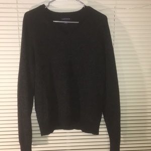 V-neck long sleeve